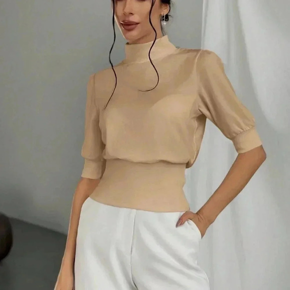 Apricot Women's Color Stand Collar Waist Cinched Bubble Sleeve Shirt - Picture 5 of 6